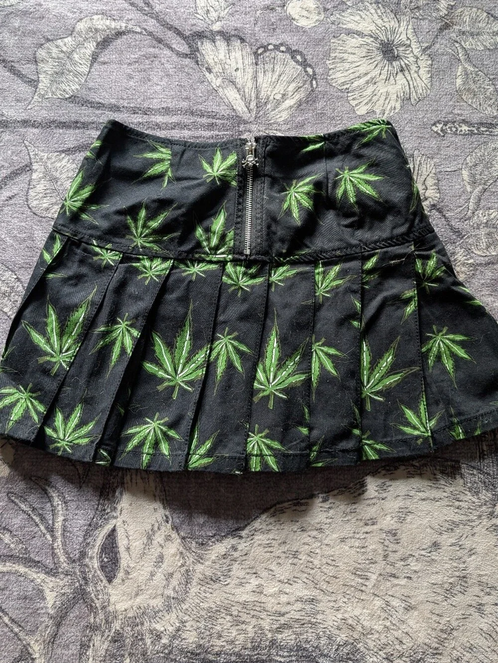 Tripp NYC Mary Jane Pleated Mini Skirt